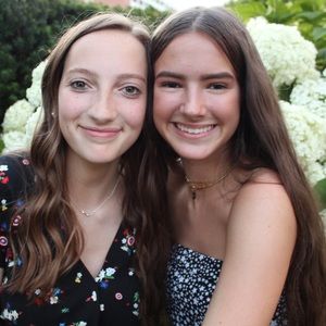 Meet your Posher, Claire